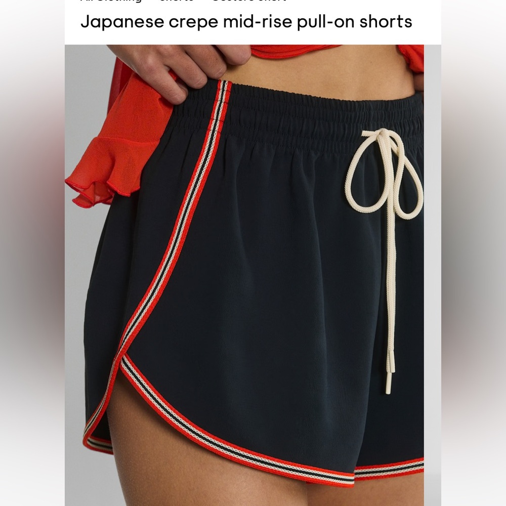 Japanese Crepe Pull on Shorts Aritzia